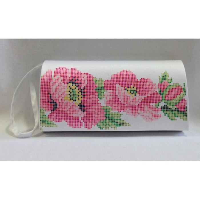 КЛ042кБ1301i Барвиста вишиванка Набір для вишивки друкованим хрестиком - Клатч Маки рожеві 21x13 см атлас, білий