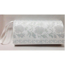 КЛ044кБ1301i Барвиста вишиванка Набір для вишивки друкованим хрестиком - Клатч Весільні пари 21x13 см атлас, білий