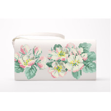 КЛ052шБ1301 Барвиста вишиванка Заготовка для вишивки - Клатч Яблуневий цвіт 21x13 см шовк, білий