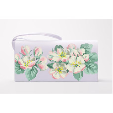 КЛ052шБ1301k Барвиста вишиванка Набір для вишивки бісером - Клатч Яблуневий цвіт 21x13 см шовк, білий