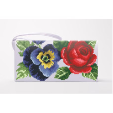 КЛ056пБ1301k Барвиста вишиванка Набір для вишивки бісером - Клатч Троянди, братки, мальви 21x13 см габардин, білий