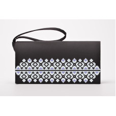 КЛ058шЧ1301k Барвиста вишиванка Набір для вишивки бісером - Клатч Сокальська. Ніжність 21x13 см шовк, чорний