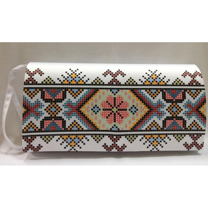 КЛ059лБ1301i Барвиста вишиванка Набір для вишивки друкованим хрестиком - Клатч Ніжний орнамент 21x13 см льон, білий