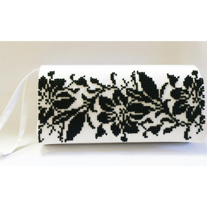 КЛ072лМ1301k Барвиста вишиванка Набір для вишивки бісером - Клатч Лілея 21x13 см льон, бежевий