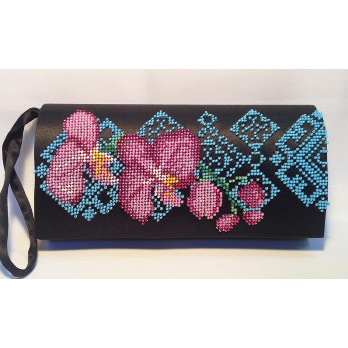 КЛ087дЧ1301i Барвиста вишиванка Набір для вишивки друкованим хрестиком - Клатч Ніжні орхідеї 21x13 см домоткане полотно, чорний