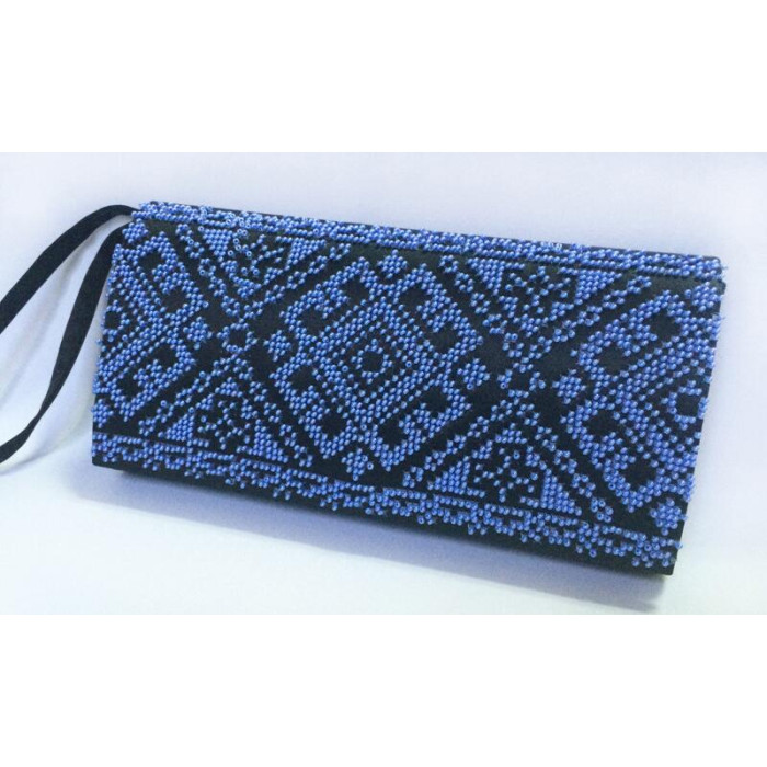 КЛ105шЧ1301i Барвиста вишиванка Набір для вишивки друкованим хрестиком - Клатч Ніжність 21x13 см шовк, чорний