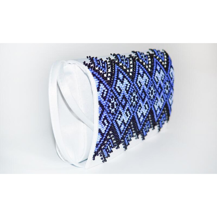 КЛ107кБ1301i Барвиста вишиванка Набір для вишивки друкованим хрестиком - Клатч Берегиня 21x13 см атлас, білий