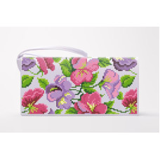 КЛ176пБ1301 Барвиста вишиванка Заготовка для вишивки - Клатч Фіалки 21x13 см габардин, білий