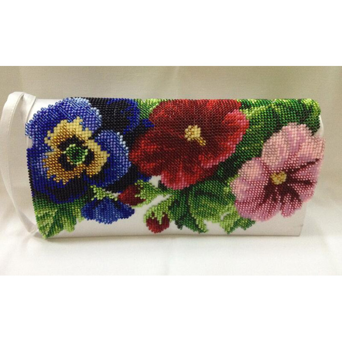 КЛ351шБ1301i Барвиста вишиванка Набір для вишивки друкованим хрестиком - Клатч Мальви, троянди, братки 21x13 см шовк, білий