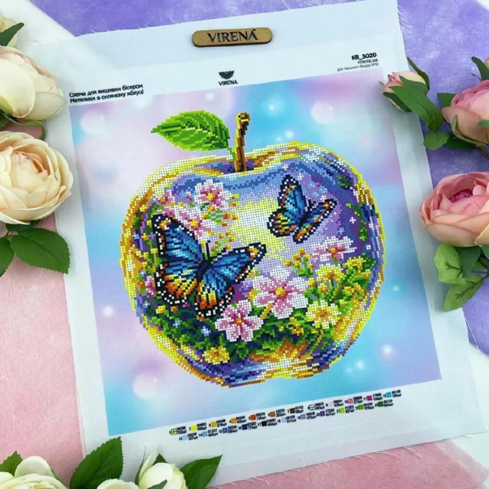 КВ_3020 Virena Заготовка для вишивки бісером - Метелики в скляному яблуці 29,5x29,5см (габардин)