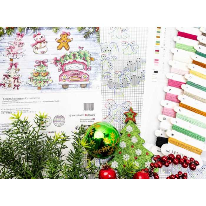 L9969 Letistitch Набір для вишивки рахунковим хрестиком по пластику - Іграшки Милі різдвяни прикраси ~9 см, 6 шт