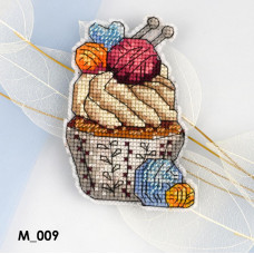 М 009 Магнит Творческий десерт. Кольорова. Набор для вышивки на пластиковой канве
