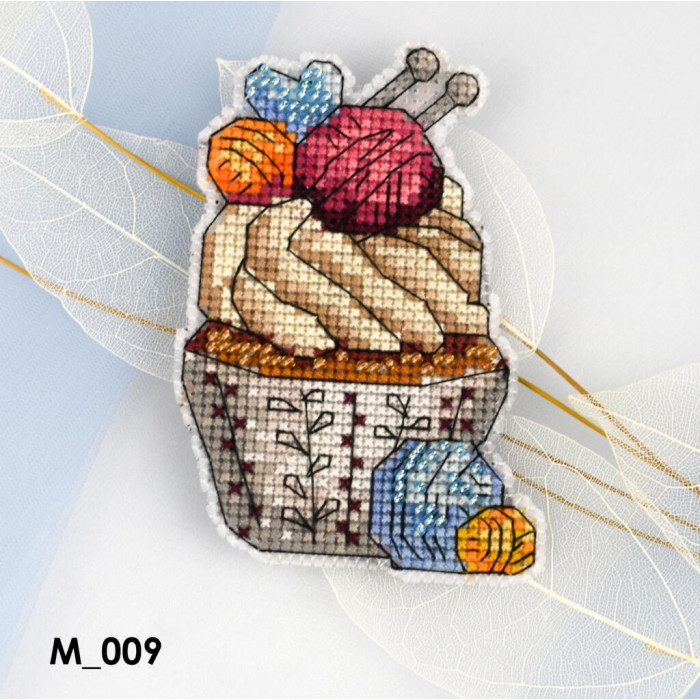 М 009 Магніт Творчий десерт. Кольорова. Набір для вишивання на пластиковій канві