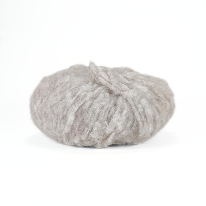 M1 Пряжа Laines du Nord Piuma Cashmere, 25г - 75м, світло-бежевий, 75% вовна, 16% кашемір, 9% нейлон