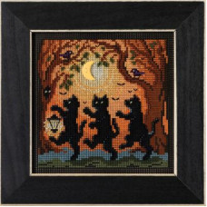 MH142326 Mill Hill Набір для вишивки рахунковим хрестиком + бісером - В лісах Into the Woods 13x13 см, перфорований папір