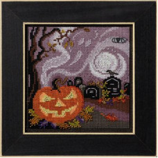 MH142424 Mill Hill Набір для вишивки рахунковим хрестиком + бісером - Кладовище з привидами Haunted Graveyard 13x13 см, перфорований папір