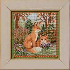 MH142524 Mill Hill Набір для вишивки рахунковим хрестиком + бісером - Осінні лисиці Fall Foxes 13x13 см, перфорований папір
