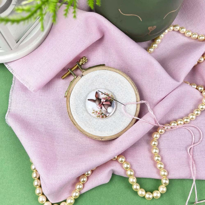 МТ-117 Кольорова Магнітний тримач для голок та схем - Пухнаста ніжність, діаметр 32 мм