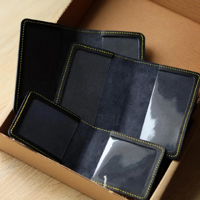 N7Y1D04 Babylon Набір обкладинок: військовий квиток, УБД та Паспорт 26x17x5 см чорний, золоте тиснення, жовта нитка, шкіра