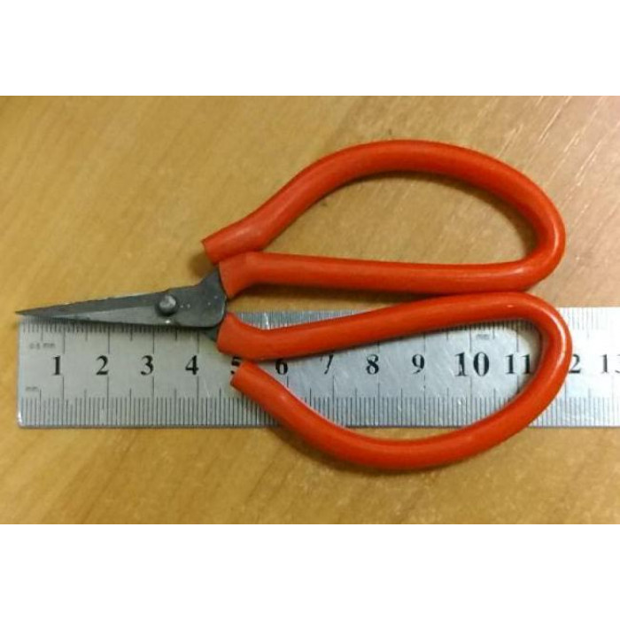 Ножиці червоні універсальні з гумовими ручками, довжина леза 3 см, загальна 12 см