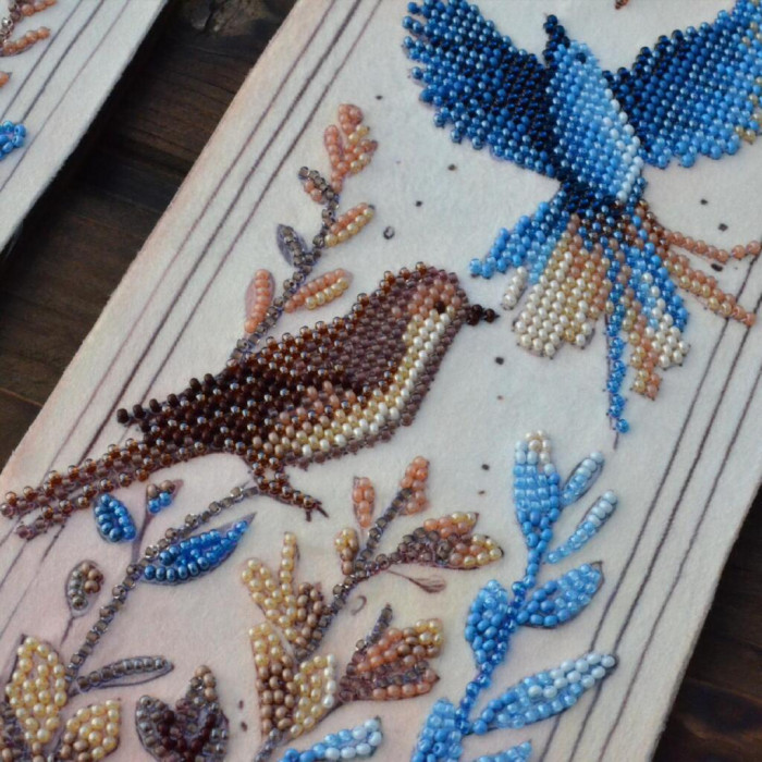 NV-405 Тела Артіс Набір для вишивки бісером - Книжкові історії - 2 11,5х38см, велюр