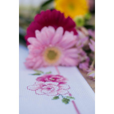 PN-0154338 Classic flowers bouquet. Салфетка. Vervaco. Набор для вышивания нитками