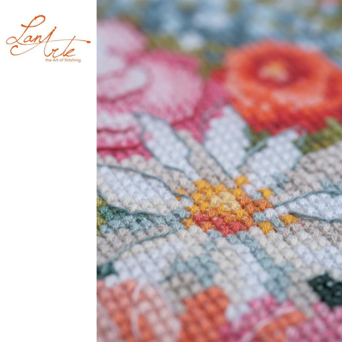 PN-0214324 Lanarte Набір для вишивки рахунковим хрестиком - Прогулянка серед квітів 38x21 см, Evenweave №27