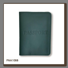 PNA10EE Babylon Обкладинка для паспорта з написом PASSPORT 10x14 см зелена, чисте тиснення, шкіра