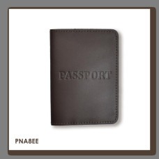PNA8EE Babylon Обкладинка для паспорта з написом PASSPORT 10x14 см темно-коричнева, чисте тиснення, шкіра