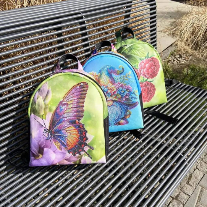 Рюкзак_803 Virena Заготовка для вишивки бісером - Рюкзак Гном з квітами, 24x30x8 см