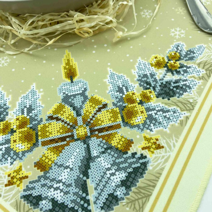 СПВ_207 Virena Заготовка для вишивки бісером - Серветка різдвяна зі свічкою та дзвониками 40x40 см (схема на габардині)