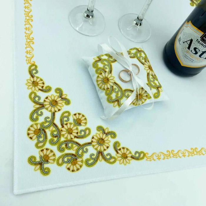 СПВ_213 Virena Заготовка для вишивки бісером - Серветка весільна 40x40 см (габардин)