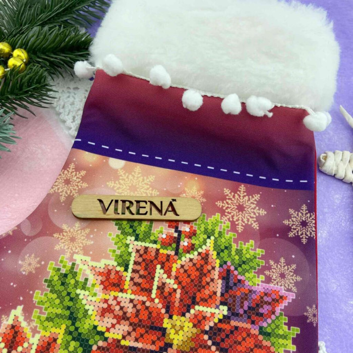 ТБ_ЧН_017 Virena Набір для вишивки бісером - Чобіток для подарунків святковий з різдвяними квітами 25х32 см (габардин)