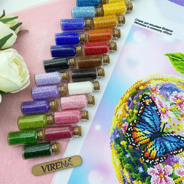 ТБ_КВ_3020 Virena Набір для вишивки бісером - Метелики в скляному яблуці 29,5x29,5см (габардин)