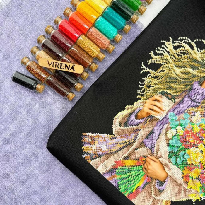 ТБ_Шоппер_755 Virena Набір для вишивки бісером - Дівчина з квітами, 39x32,5 см