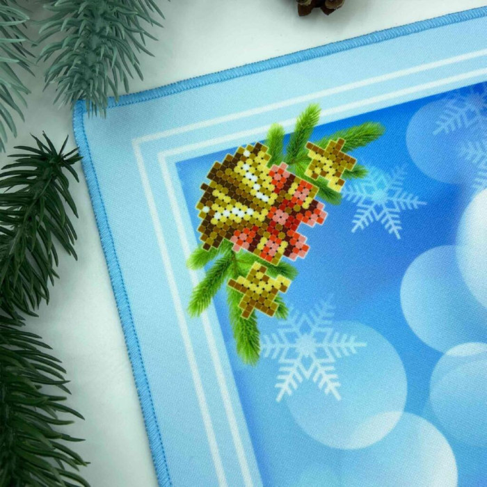 ТБ_СПВ_205 Virena Набір для вишивки бісером - Серветка різдвяна зі свічкою та дзвіночками 40x40 см (габардин)