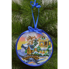 ТР196аБ1414k Барвиста вишиванка Набір для вишивки бісером - Пошита новорічна іграшка Біля річки 14x14 см (атлас)