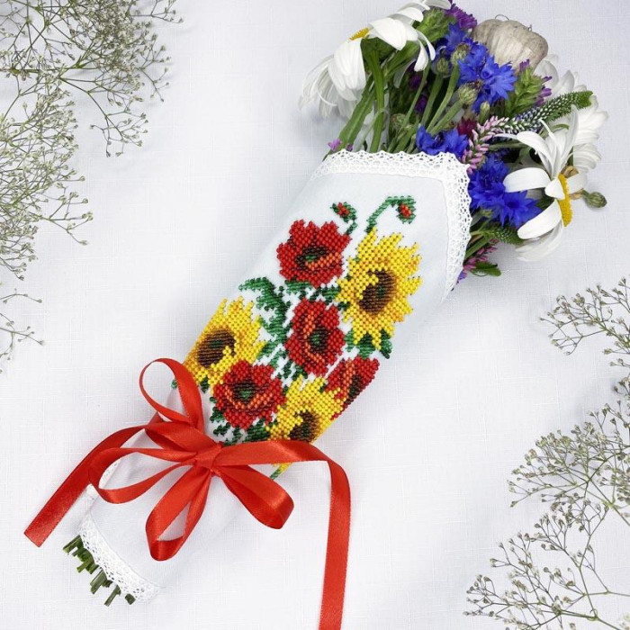 ТР579ан2025k Барвиста вишиванка Набір для вишивки бісером - Спасівська хустинка на букет 20х25 (атлас, білий) ТР579ан2025k Барвиста вишиванка Набір для вишивки бісером - Спасівська хустинка на букет 20х25 (атлас, білий)