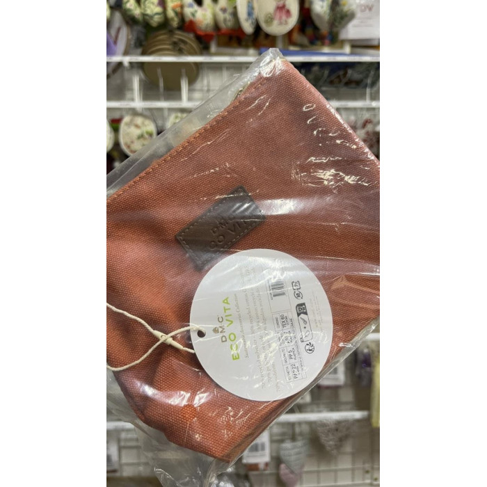 U2128 DMC Сумка-косметичка для рукодільниці Eco Vita Small Pouch, 16x19x6 см (колір теракотовий)