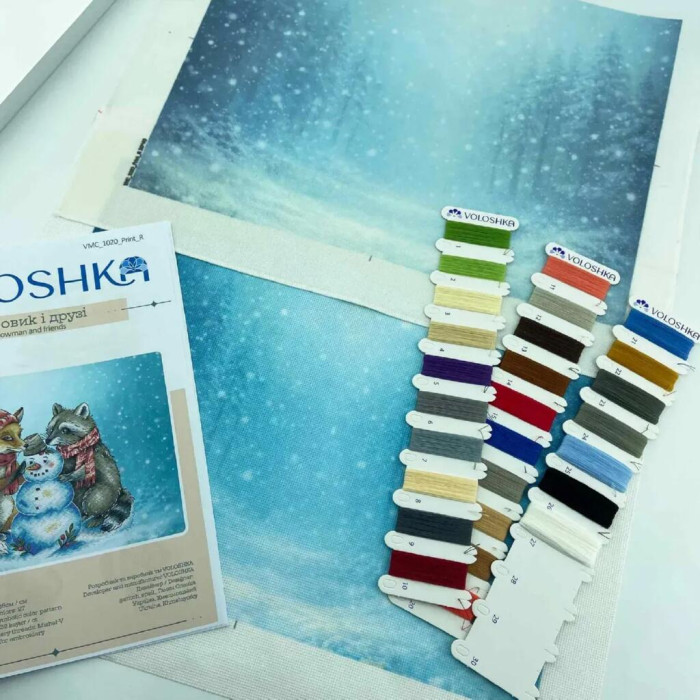 VMC_1020_R Voloshka Набір для вишивки рахунковим хрестиком - Сніговик і друзі 28x28 см, рівномірка 32 ct (канва з фоном)