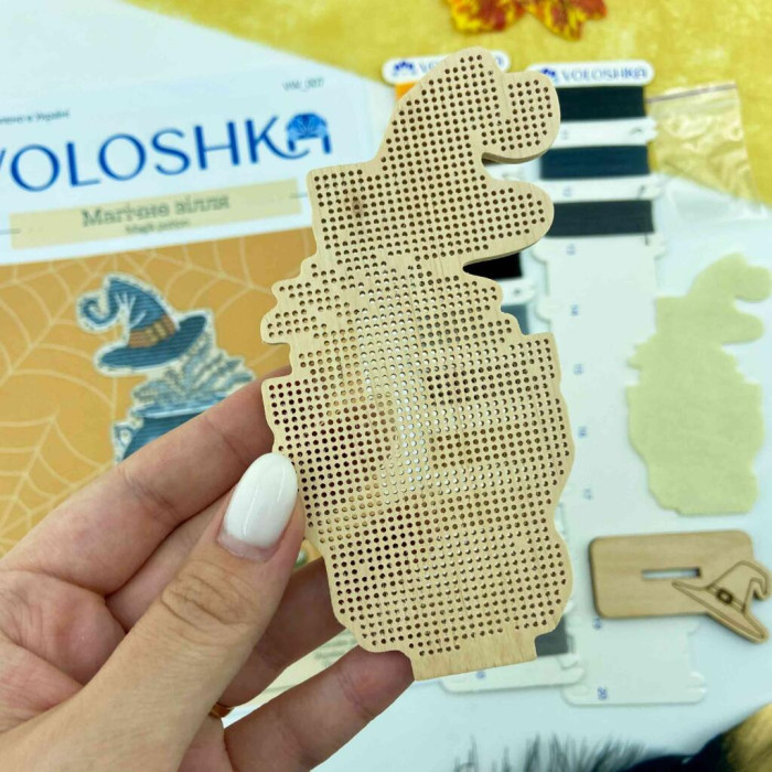 VW_007 Voloshka Набір для вишивки рахунковим хрестиком по дереву - Іграшка Магічне зілля 6,7x12 см VW_007 Voloshka Набір для вишивки рахунковим хрестиком по дереву - Іграшка Магічне зілля 6,7x12 см