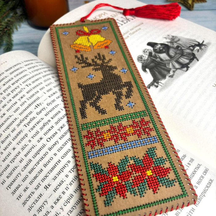 WLZ-009 Wonderland Crafts Набір для вишивки нитками на крафтовому картоні Закладка – Північний олень, 6,5x20 см