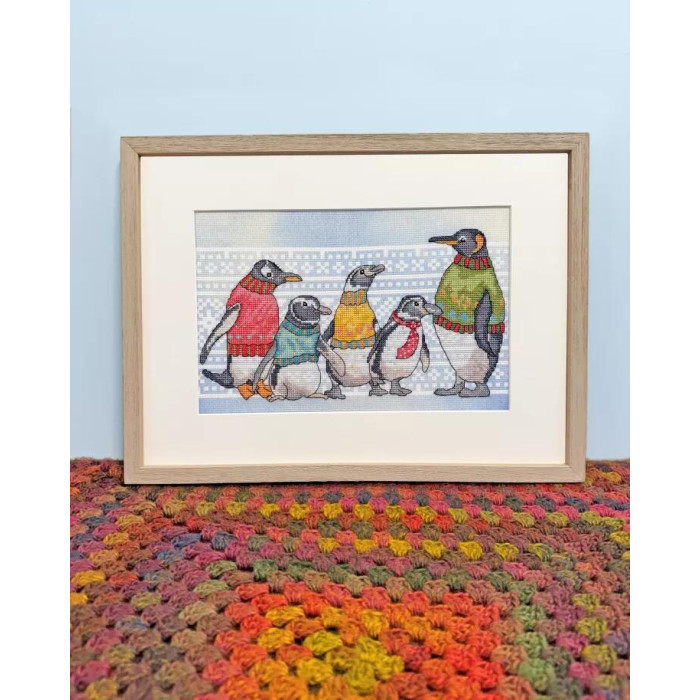 XEB3 Bothy Threads Набір для вишивки хрестиком - Пінгвіни в кофточках A Woolly Waddle 18x30,5 см, Aida 14
