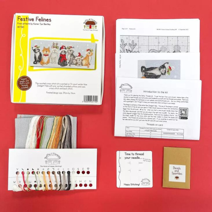 XKTB11 Bothy Threads Набір для вишивки хрестиком - Святкові коти Festive Felines 16x39 см, Aida 14