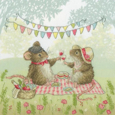 XSS29 Bothy Threads Набір для вишивки хрестиком - Лугові моменти Meadow Moments 26x26 см, Aida 14